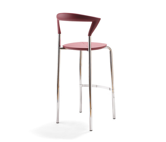 Opus bar chair | Bar stools | Magnus Olesen