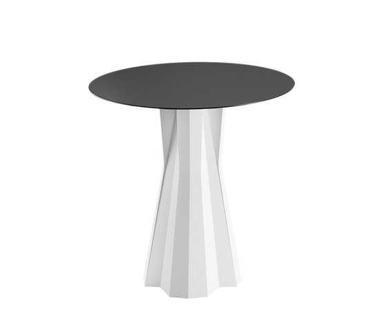 Frozen | Dining Table | Bistro tables | PLUST