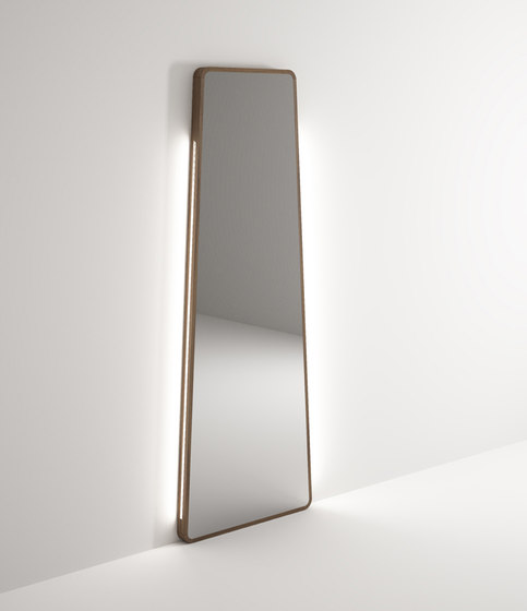 Totem big mirror | Espejos | Idi Studio