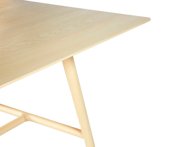 Holland | Dining tables | SP01