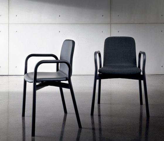Two Tone Chair | Stühle | Sovet