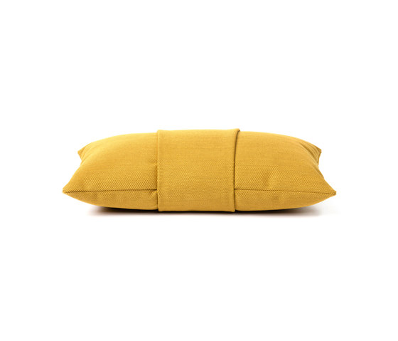 Couture pillow | Kissen | Materia