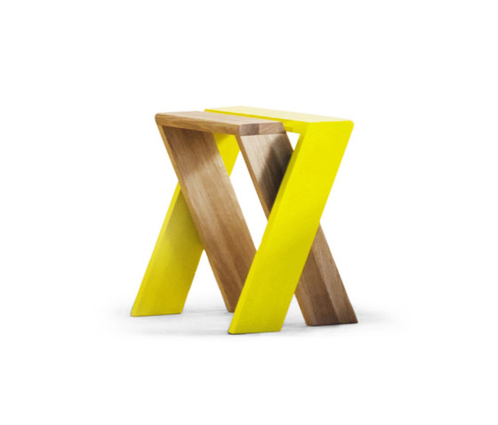 X-Series stool | Hocker | Made by Choice