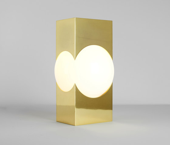 Atlas 02 (Polished brass) | Luminaires de table | Roll & Hill