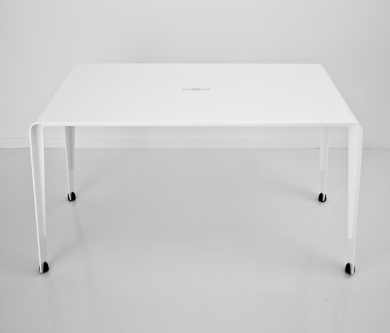 Brainwash | Dining Table Cool White | Dining tables | Luxxbox