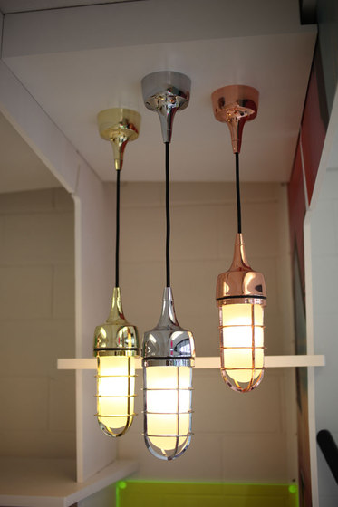 Watch Out | Pendant Metallic | Suspended lights | Luxxbox