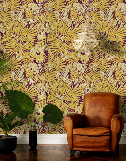Aja⎟aubergine | Wall coverings / wallpapers | Hygge & West