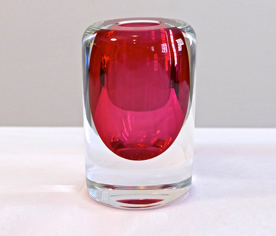 Sommerso Ruby | Vases | Cartwright New York