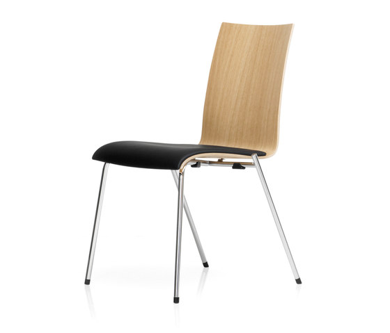 And H | Chairs | Piiroinen