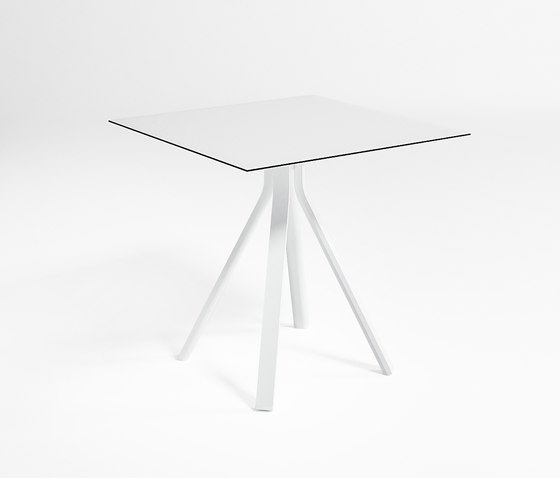 Stack Viereckiger Tisch Monopata | Esstische | GANDIABLASCO
