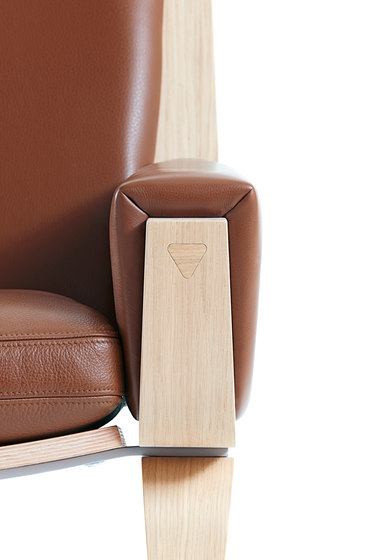 GE 501A Easy Chair | Armchairs | Getama Danmark