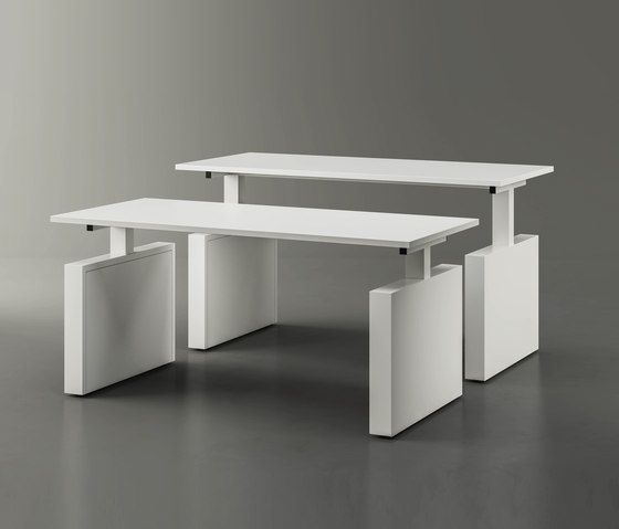 Height adjustable tables | Objekttische | Fantoni