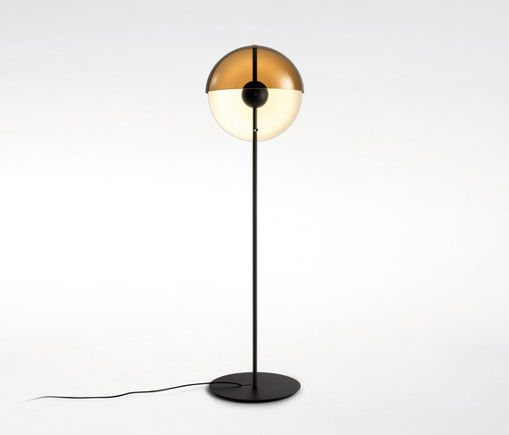 Theia P Black by Marset | Free-standing lights
