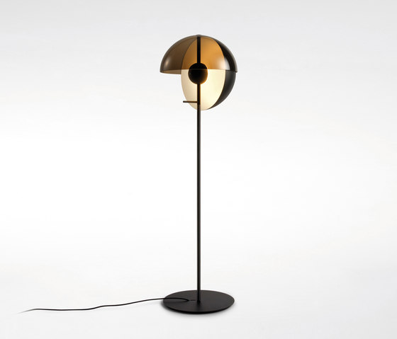 Theia P Black by Marset | Free-standing lights