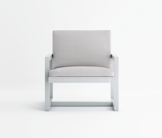 Saler Lounge Chair | Armchairs | GANDIABLASCO