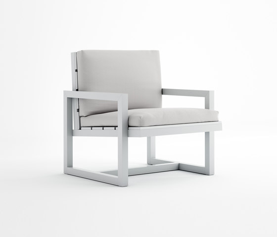 Saler Lounge Chair | Armchairs | GANDIABLASCO