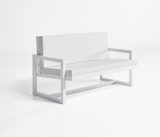 Saler Double Low Armchair | Sofas | GANDIABLASCO