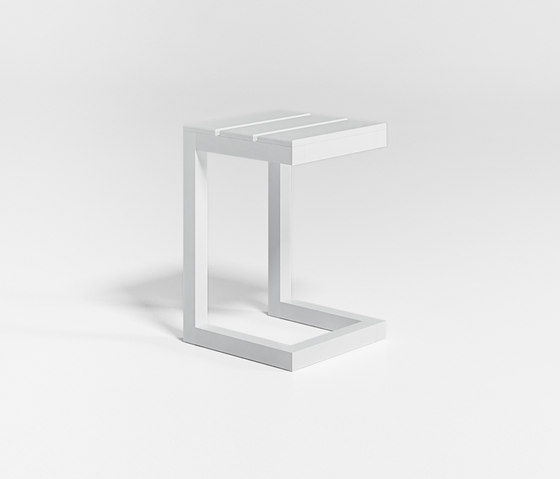 Saler Side Table | Side tables | GANDIABLASCO