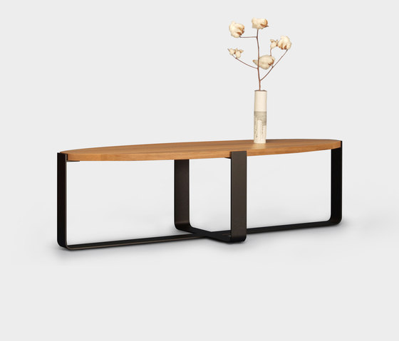 piedmont elliptical low table | Coffee tables | Skram