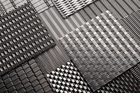 Linq Woven Metal sheet in stainless steel | Paneles metálicos | Forms+Surfaces®