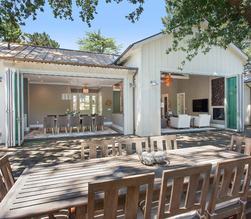 Folding Doors - Aluminum Wood | Alamo Farmhouse | Porte patio | LaCantina Doors