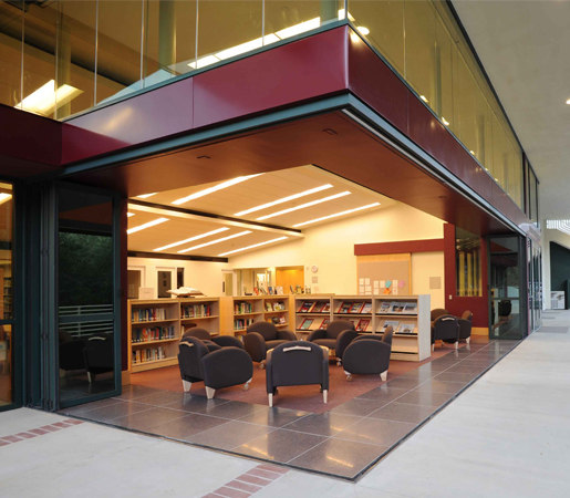 Zero Post Corners | Kalban Architects, Viewpoint School | Puertas patio | LaCantina Doors