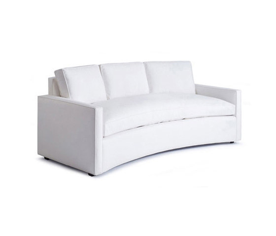 Style 125 Curved Sofa | Canapés | Avery Boardman