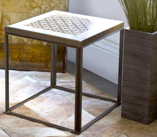 Polished Concrete End Table | Tavolini alti | Cliff Young