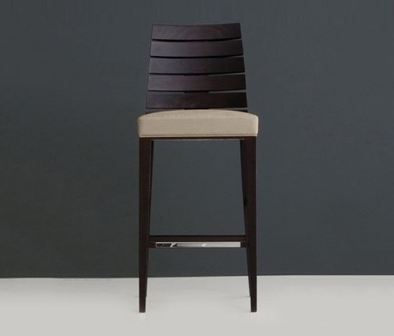 Charter Barstool | Sgabelli bancone | Cliff Young