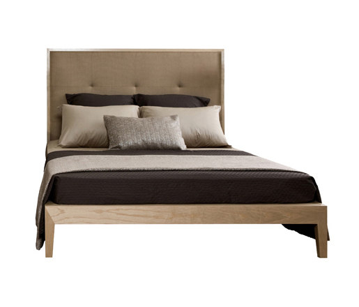 Cassidy Bed | Betten | Cliff Young