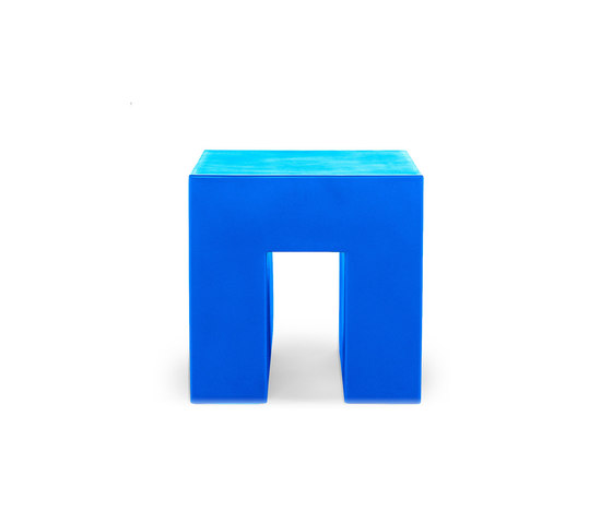 Vignelli Cube | Model 1030 | Blue | Tavolini alti | Heller