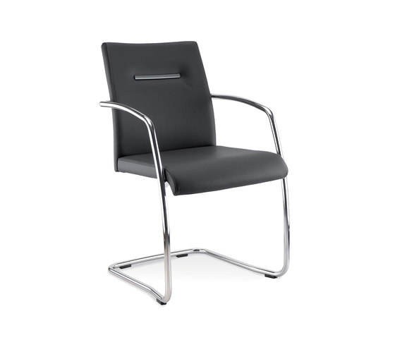 Zoom | Chairs | Sokoa