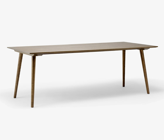 In Between SK5 Smoked Oiled Oak | Dining tables | &TRADITION