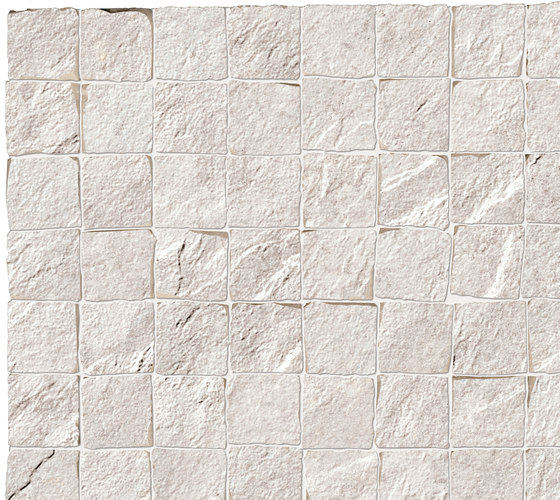 Stonework quarzite bianca mosaico burattato | Ceramic tiles | Ceramiche Supergres