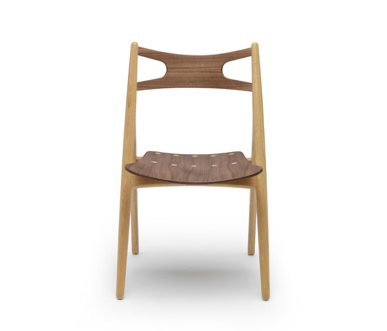 CH29 Sawbuck Chair | Stühle | Carl Hansen & Søn