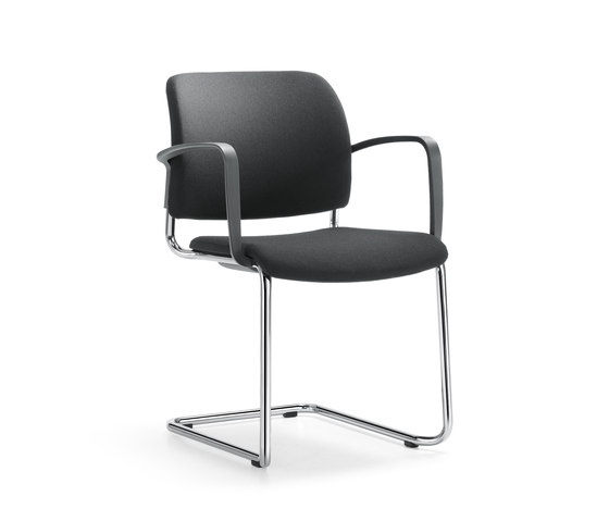 YANOS Cantilever chair | Chairs | Girsberger