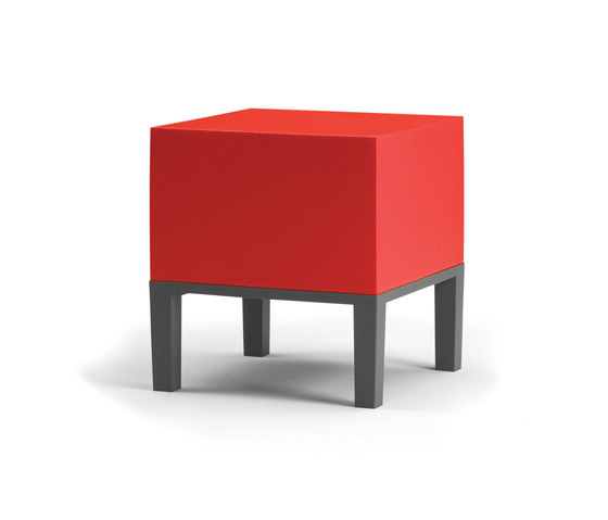 Primary Pouf 01 red | Poufs | Quinze & Milan