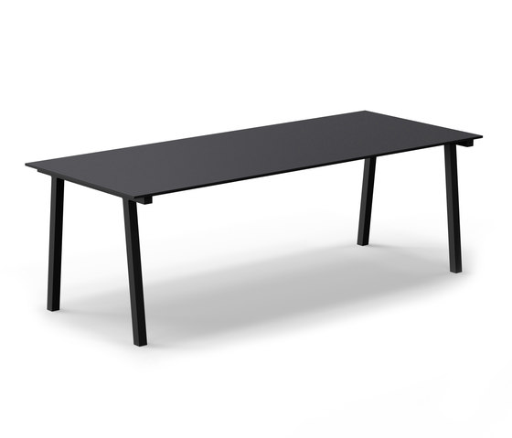 Mornington Table C with Black Compact Panel Top | Tavoli pranzo | VUUE