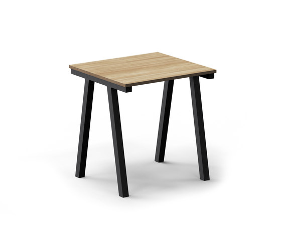 Mornington Table D with Oak Veneer Top | Esstische | VUUE