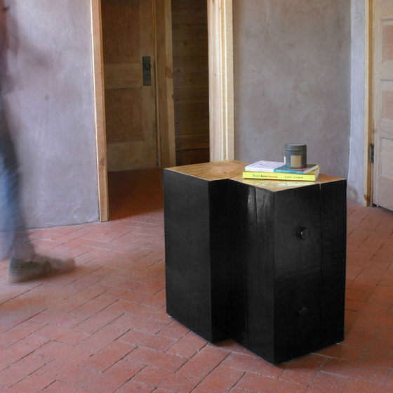 Lorenzo Cube Table | Beistelltische | Pfeifer Studio