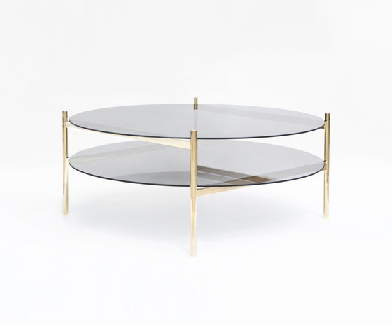 Duotone Circular Coffee Table | Brass / Smoked | Tables basses | Yield