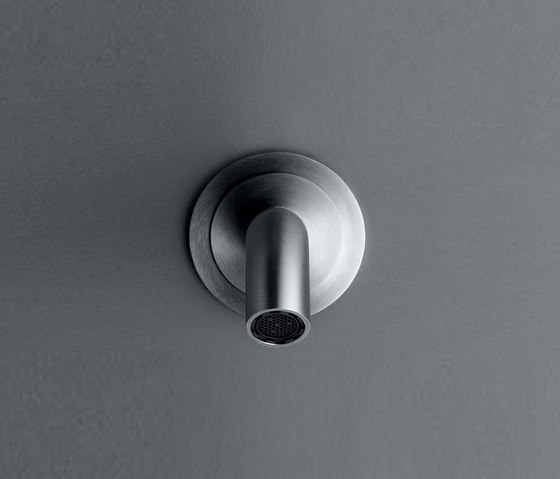 SP20 | Wall-mounted basin spout | Wash basin taps | COCOON