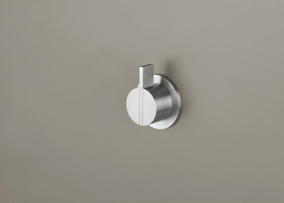 PB01 | Wall mounted mixer | Robinetterie de douche | COCOON