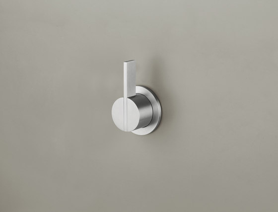 PB02 | Wall mounted mixer with long lever | Shower controls | COCOON