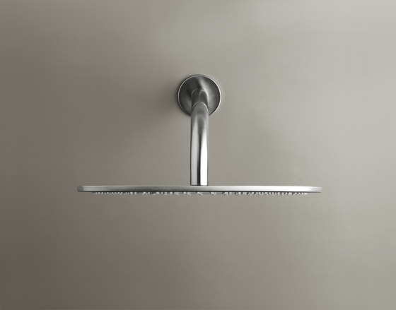 PB30 | Wall mounted rain shower | Shower controls | COCOON