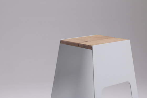 SO2 stool | Barhocker | FILD