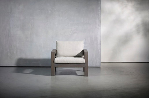 Lars Lounge Chair | Armchairs | Distributed by Lepere