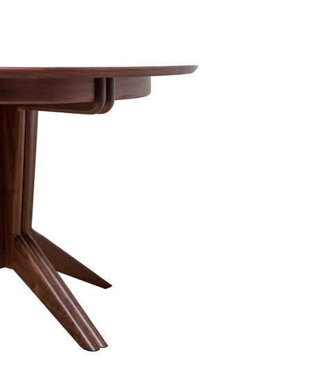 Pedestal Extension Dining Table | Tables de repas | Smilow Design
