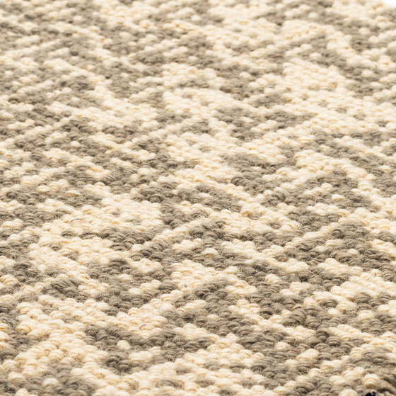 Blowin’ Speaker taupe & natural white | Rugs | kymo