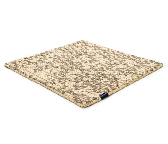 Blowin’ Speaker taupe & natural white | Alfombras / Alfombras de diseño | kymo
